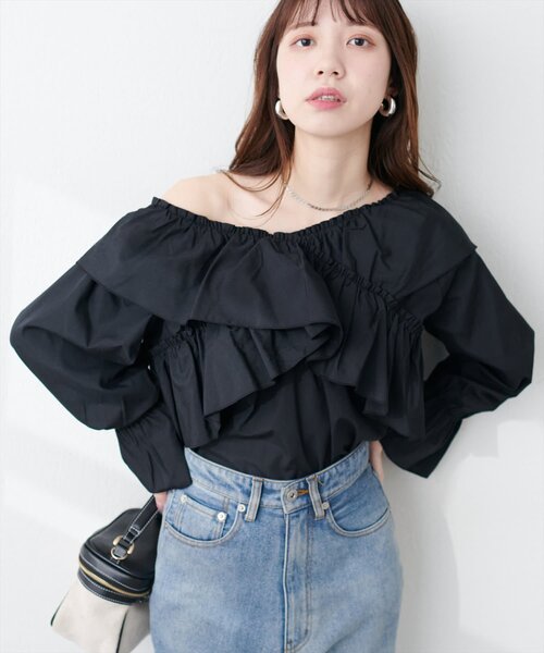 natural couture(ナチュラルクチュール)の「クロスフリルデザインブラウス(シャツ/ブラウス・レディース・オフホワイト/ブラック/ベージュ/ミント/ブルー・FREE)」の9枚目の写真