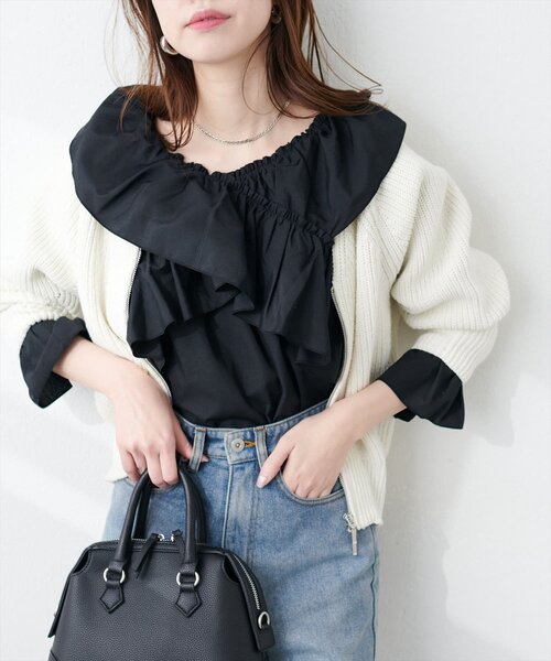 natural couture(ナチュラルクチュール)の「クロスフリルデザインブラウス(シャツ/ブラウス・レディース・オフホワイト/ブラック/ベージュ/ミント/ブルー・FREE)」の11枚目の写真