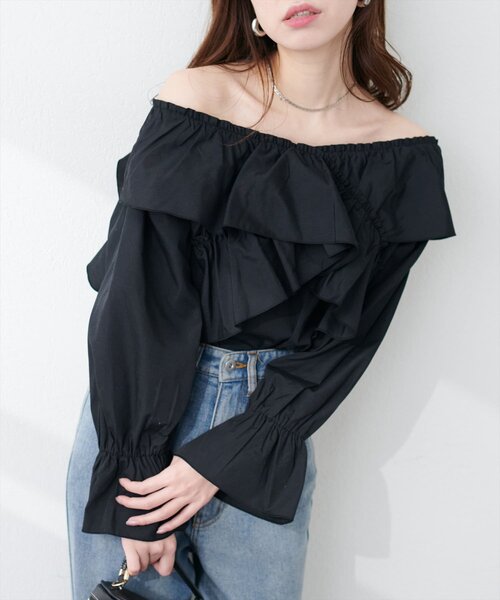natural couture(ナチュラルクチュール)の「クロスフリルデザインブラウス(シャツ/ブラウス・レディース・オフホワイト/ブラック/ベージュ/ミント/ブルー・FREE)」の3枚目の写真