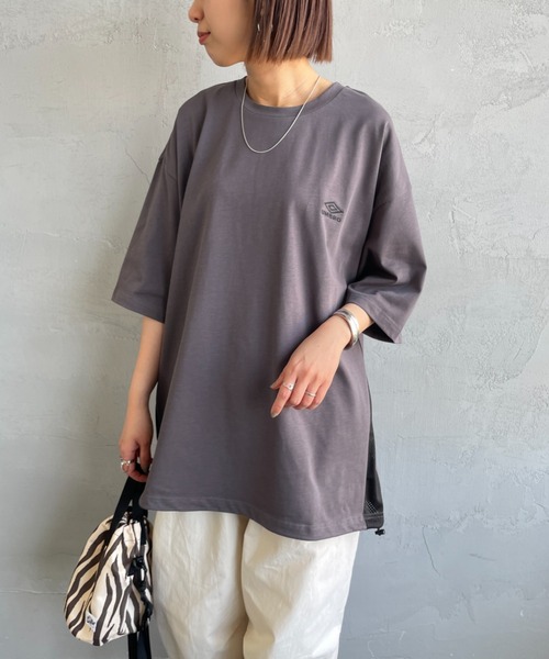 UMBRO（アンブロ）の「[UMBRO/アンブロ] 別注 ワンポイントロゴ メッシュ切替Tシャツ（Tシャツ/カットソー・レディース・ブラック/チャコール/ホワイト・M/S/XL/L）」の19枚目の写真