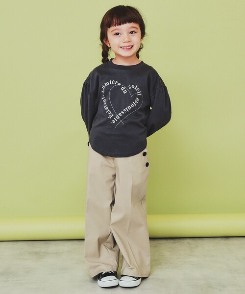 THE SHOP TK (ザ ショップ ティーケー )の「【110-150】ハートロゴパフ袖プルオーバー/洗濯機OK(Tシャツ/カットソー・キッズ・イエロー系その他/ブラック系2/チャコールグレー・11/12/15 /13/14)」の9枚目の写真