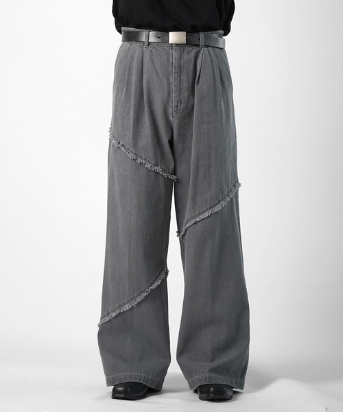 Confirm(コンファーム)の「切替フリンジ ウォッシュ加工 ワイドストレートデニムパンツ(デニムパンツ・メンズ・ブラック/サックスブルー/グレー・M/L)」の16枚目の写真