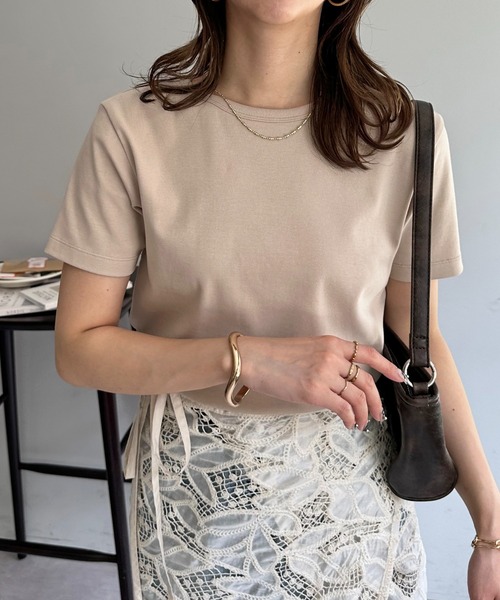 DISCOAT（ディスコート）の「コンパクトTシャツ（Tシャツ/カットソー・レディース・ベージュ/サックスブルー/ホワイト×ブラック/ブラック/オフホワイト/チャコールグレー・LARGE/MEDIUM）」の5枚目の写真