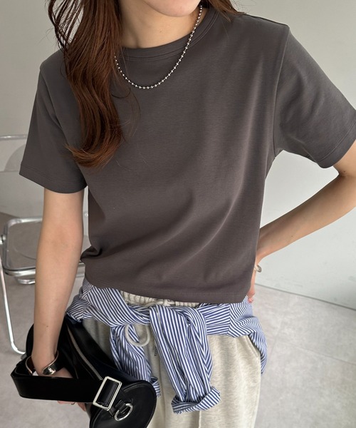 DISCOAT（ディスコート）の「コンパクトTシャツ（Tシャツ/カットソー・レディース・ベージュ/サックスブルー/ホワイト×ブラック/ブラック/オフホワイト/チャコールグレー・LARGE/MEDIUM）」の4枚目の写真