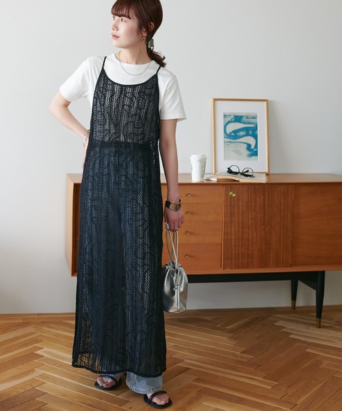 DISCOAT（ディスコート）の「コンパクトTシャツ（Tシャツ/カットソー・レディース・ベージュ/サックスブルー/ホワイト×ブラック/ブラック/オフホワイト/チャコールグレー・LARGE/MEDIUM）」の19枚目の写真