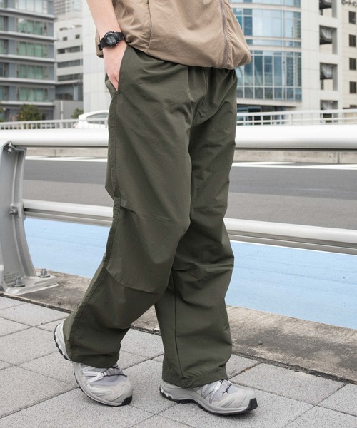 WEGO（ウィゴー）の「WEGO/ナイロンイージーパンツ（カーゴパンツ・メンズ・ブラック/カーキ/ライトグレー・LARGE/MEDIUM/SMALL）」の14枚目の写真