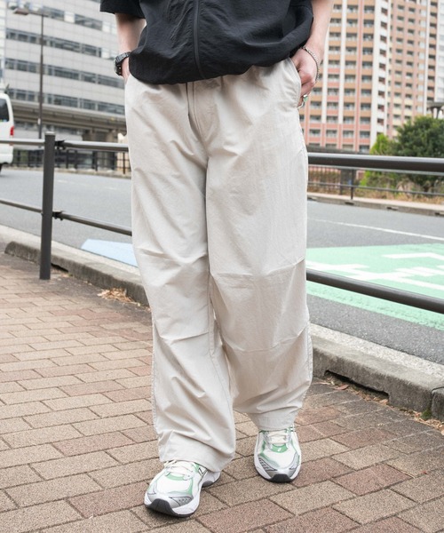 WEGO（ウィゴー）の「WEGO/ナイロンイージーパンツ（カーゴパンツ・メンズ・ブラック/カーキ/ライトグレー・LARGE/MEDIUM/SMALL）」の7枚目の写真