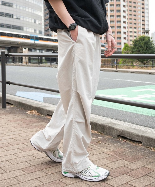 WEGO（ウィゴー）の「WEGO/ナイロンイージーパンツ（カーゴパンツ・メンズ・ブラック/カーキ/ライトグレー・LARGE/MEDIUM/SMALL）」の9枚目の写真