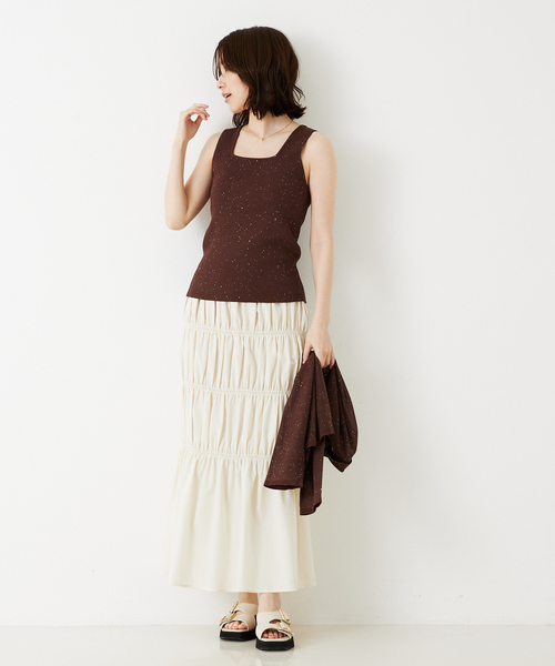 abahouse mavie（アバハウスマヴィ）の「【アンサンブル対応】スパンコールニットタンク/夏服（タンクトップ・レディース・ブラック/ブラウン/アイボリー/セージグリーン・フリー）」の15枚目の写真