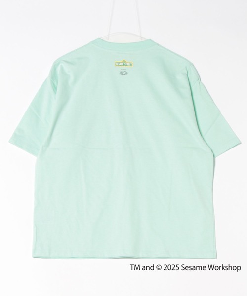 FRUIT OF THE LOOM(フルーツオブザルーム)の「【FRUIT OF THE LOOM】SESAME STREET×FTL イラストTシャツ C/セサミストリート コラボ(Tシャツ/カットソー・メンズ・ホワイト/ミント・S/M/L)」の3枚目の写真