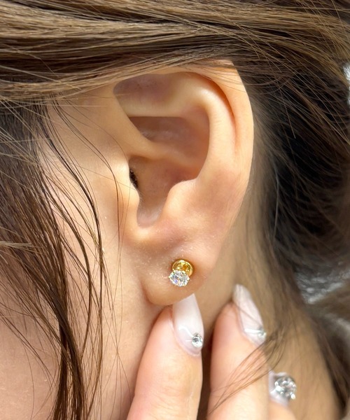 【257A】ファーボールと蝶々 フラワービジュー　ピアス/イヤリング 257A】ファーボールと蝶々 フラワービジュー ピアス/イヤリング