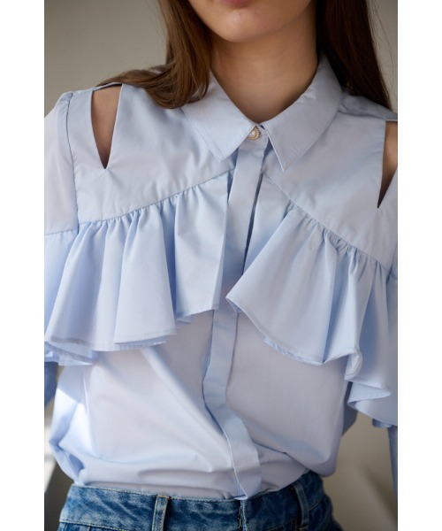 Estella.K（エステラケー）の「Madelina Blouses ラッフルカットアウトシャツ（シャツ/ブラウス・レディース・ホワイト/サックスブルー・FREE）」の13枚目の写真