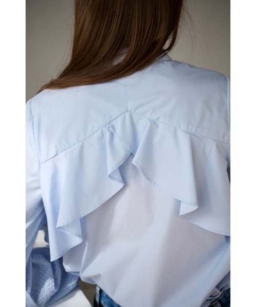 Estella.K（エステラケー）の「Madelina Blouses ラッフルカットアウトシャツ（シャツ/ブラウス・レディース・ホワイト/サックスブルー・FREE）」の14枚目の写真