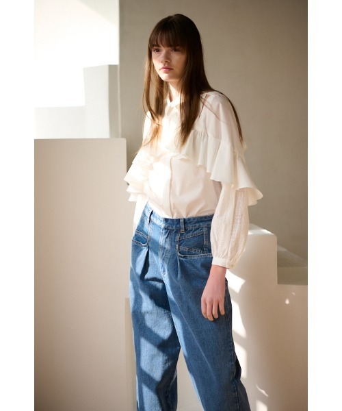 Estella.K（エステラケー）の「Madelina Blouses ラッフルカットアウトシャツ（シャツ/ブラウス・レディース・ホワイト/サックスブルー・FREE）」の7枚目の写真