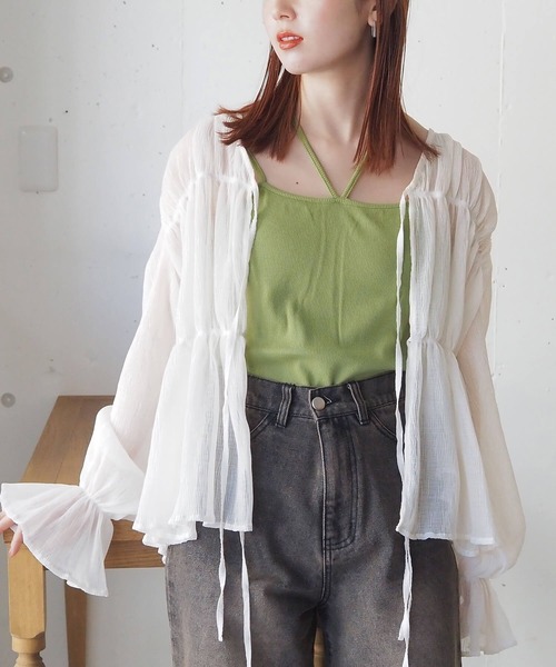 tiptop(ティップトップ)の「前リボンシャーリングブラウス(シャツ/ブラウス・レディース・ブラック系その他/アイボリー/ブラック/グレー系その他・FREE)」の2枚目の写真
