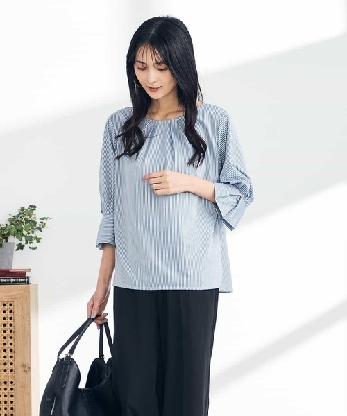 a.v.v(アーヴェヴェ)の「【UVカット/イージーケア】ストライプタックスリーブカットソー(Tシャツ/カットソー・レディース・ブルー/ブラック・34/38/36/42/40)」の3枚目の写真