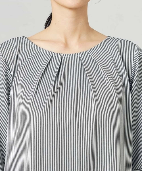 a.v.v(アーヴェヴェ)の「【UVカット/イージーケア】ストライプタックスリーブカットソー(Tシャツ/カットソー・レディース・ブルー/ブラック・34/38/36/42/40)」の16枚目の写真
