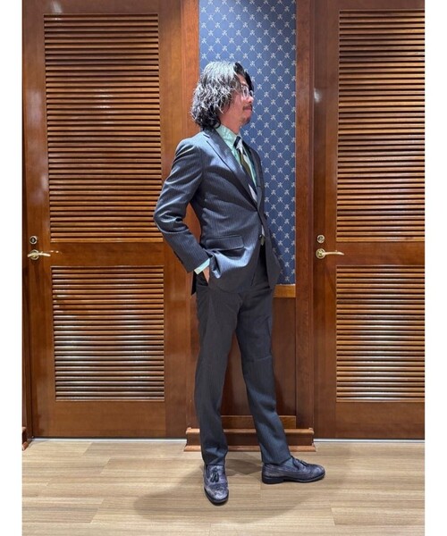 BROOKS BROTHERS(ブルックスブラザーズ)の「ミラクルクリンプウール シャドーストライプ 段返り3釦スーツ TOKYO model(セットアップ・メンズ・チャコール/ネイビー・40REG/42REG/44REG/37SHT/38SHT/40SHT/36SHT)」の12枚目の写真
