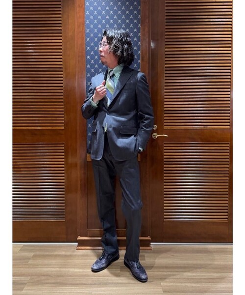 ミラクルクリンプウール シャドーストライプ 段返り3釦スーツ TOKYO