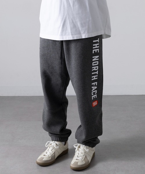 North Faceジョガーパンツ　スウェットパンツ セール】【THE NORTH FACE】M PANT VARSITY GRAPHIC NF0A89DP