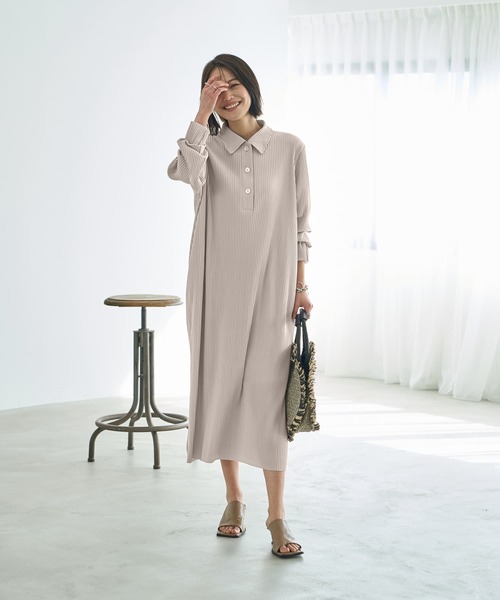 STYLE DELI(スタイルデリ)の「プリーツ加工襟付き長袖ワンピース(ワンピース・レディース・グレー系その他/ネイビー・FREE)」の9枚目の写真