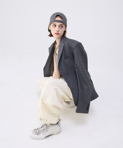 soerte(ソエルテ)の「TRICOT PIQUE SLEEVELESS PLEATS TANKTOPS / トリコットピケプリーツタンクトップ(タンクトップ・メンズ・ブラック/グレイッシュベージュ・2/3)」の22枚目の写真