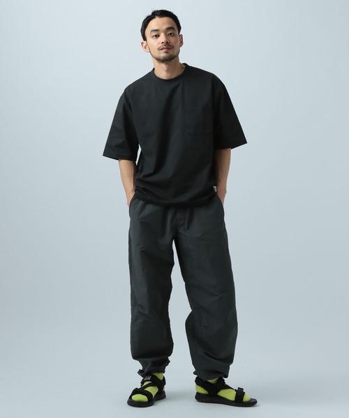 BAYFLOW（ベイフロー）の「【吸水速乾】UMWテック半袖Tシャツ（Tシャツ/カットソー・メンズ・ブラック/オフホワイト/グレー・MEDIUM/LARGE）」の10枚目の写真