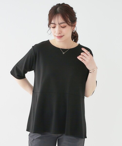 SHOO・LA・RUE(シューラルー)の「【ひんやり/UV】インせず着られる とろみペプラム5分袖トップス(Tシャツ/カットソー・レディース・ホワイト/ブラック/ライトベージュ・01/02/03/04)」の4枚目の写真