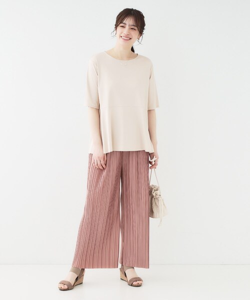 SHOO・LA・RUE(シューラルー)の「【ひんやり/UV】インせず着られる とろみペプラム5分袖トップス(Tシャツ/カットソー・レディース・ホワイト/ブラック/ライトベージュ・01/02/03/04)」の10枚目の写真