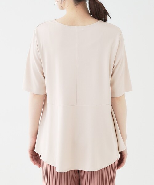 SHOO・LA・RUE(シューラルー)の「【ひんやり/UV】インせず着られる とろみペプラム5分袖トップス(Tシャツ/カットソー・レディース・ホワイト/ブラック/ライトベージュ・01/02/03/04)」の18枚目の写真