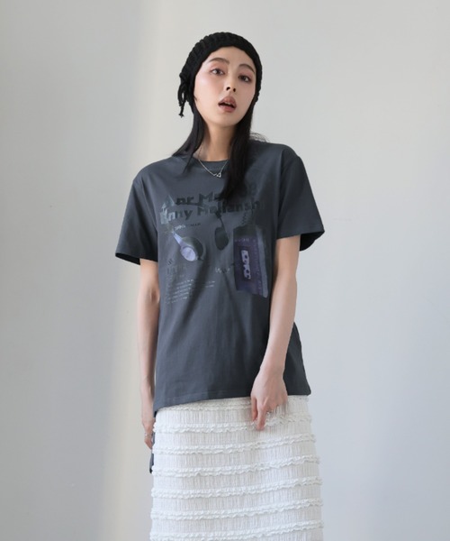 Ulysses(ユリシス)の「ロゴプリントTシャツ(Tシャツ/カットソー・レディース・ダークグレー/ホワイト/ライトグレー・F)」の17枚目の写真