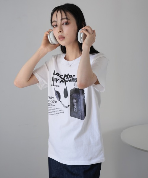 Ulysses(ユリシス)の「ロゴプリントTシャツ(Tシャツ/カットソー・レディース・ダークグレー/ホワイト/ライトグレー・F)」の10枚目の写真