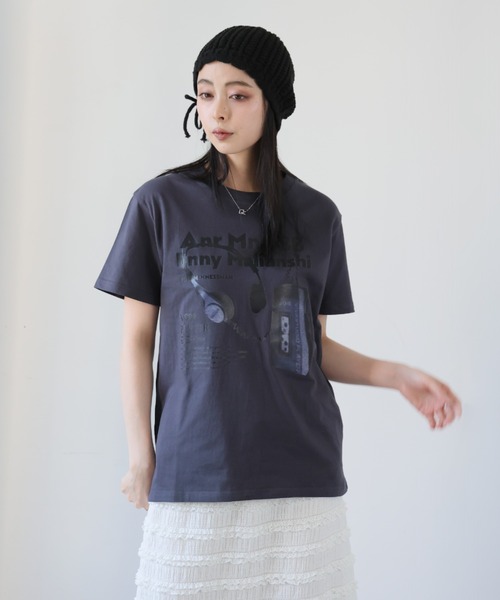 Ulysses(ユリシス)の「ロゴプリントTシャツ(Tシャツ/カットソー・レディース・ダークグレー/ホワイト/ライトグレー・F)」の20枚目の写真