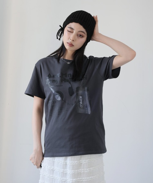 Ulysses(ユリシス)の「ロゴプリントTシャツ(Tシャツ/カットソー・レディース・ダークグレー/ホワイト/ライトグレー・F)」の21枚目の写真