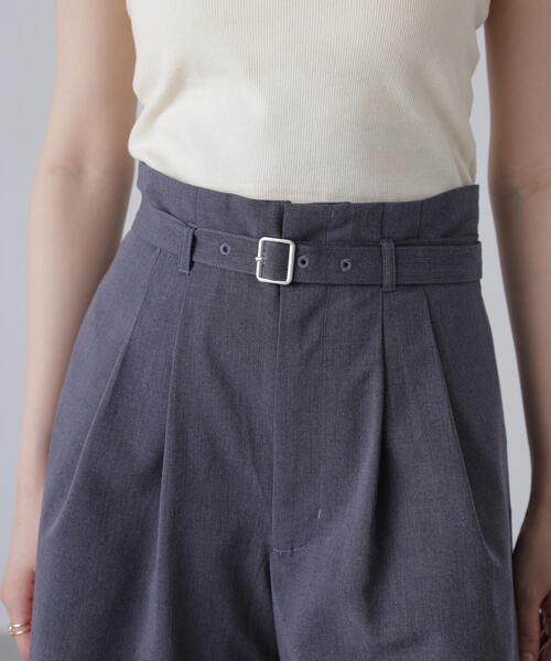 FREE'S MART(フリーズマート)の「◆ベルト付きダブルタックショートパンツ(その他パンツ・レディース・グレー/ブラック・SMALL/MEDIUM)」の7枚目の写真