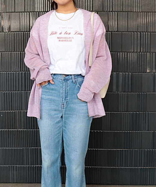 Jines(ジネス)の「ロールアップスリーブ ロゴTシャツ(Tシャツ/カットソー・レディース・ベージュ/ホワイト/チャコールグレー・38)」の4枚目の写真