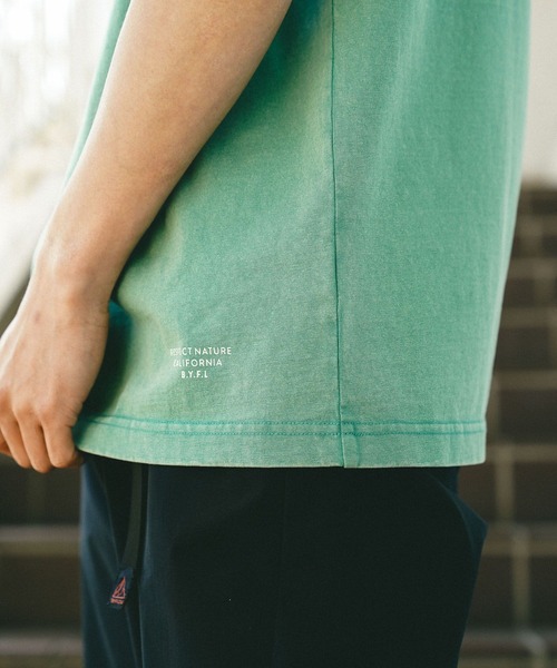 BAYFLOW（ベイフロー）の「[ヴィンテージ感]ピグメント天竺半袖Tシャツ（Tシャツ/カットソー・メンズ・イエロー/ホワイト/チャコール/グリーン・MEDIUM/LARGE）」の19枚目の写真
