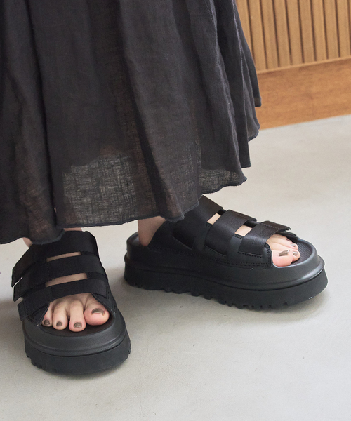 UGG オールジェンダー GoldenGlow Slideブラック 25cm UGG W GOLDENGLOW SLIDE｜BILLY'S ENT 公式通販