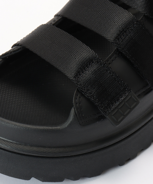 UGG(アグ)の「UGG/アグ W GOLDENGLOW SLIDE(サンダル・レディース・ブラック/ブラウン・25cm/24cm/23cm)」の21枚目の写真