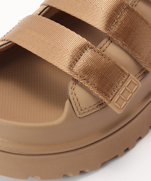 UGG(アグ)の「UGG/アグ W GOLDENGLOW SLIDE(サンダル・レディース・ブラック/ブラウン・25cm/24cm/23cm)」の22枚目の写真