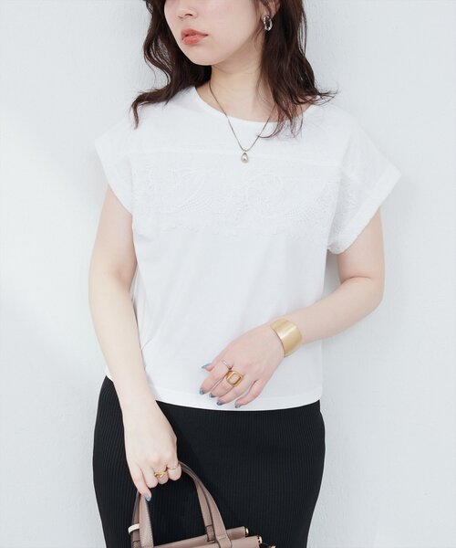natural couture(ナチュラルクチュール)の「レースヨーク切替Tシャツ(Tシャツ/カットソー・レディース・ピンク/ブラック/オフホワイト/ブルー・FREE)」の5枚目の写真