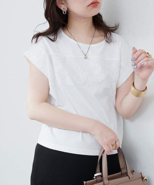 natural couture(ナチュラルクチュール)の「レースヨーク切替Tシャツ(Tシャツ/カットソー・レディース・ピンク/ブラック/オフホワイト/ブルー・FREE)」の6枚目の写真