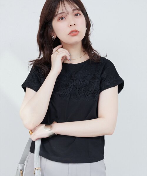 natural couture(ナチュラルクチュール)の「レースヨーク切替Tシャツ(Tシャツ/カットソー・レディース・ピンク/ブラック/オフホワイト/ブルー・FREE)」の14枚目の写真