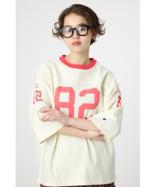 RODEO CROWNS WIDE BOWL（ロデオクラウンズワイドボウル）の「【Champion】フットボールTシャツ（Tシャツ/カットソー・レディース・チャコールグレー/オフホワイト/ライトイエロー・FREE）」の2枚目の写真
