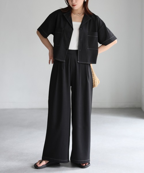 Riberry（リベリー）の「配色ステッチ半袖セットアップ（セットアップ・レディース・チャコールグレー/ベージュ/ブラック・FREE）」の2枚目の写真