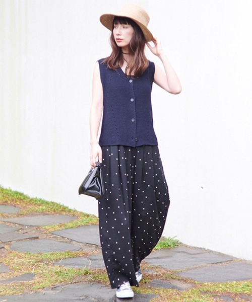 studio CLIP（スタディオクリップ）の「【イージーケア・接触冷感】ボリュームギャザーイージーパンツ[プチ・プラスサイズあり]（その他パンツ・レディース・その他7/カーキ/ブラック/その他5/ベージュ/ライトグリーン/ブラウン/ライトグレー/ブルー/ワイン・PF/ﾌﾘｰ(L)/FREE）」の10枚目の写真