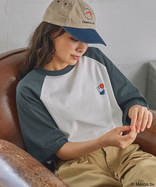 Miffy（ ミッフィー）の「【miffy】別注 ミッフィー & フレンズ アソート グラフィックプリント 半袖Tシャツ（Tシャツ/カットソー・レディース・ブラック系1/ネイビー系1/ネイビー系2/グレー系/ブラック系/ネイビー系・FREE）」の14枚目の写真