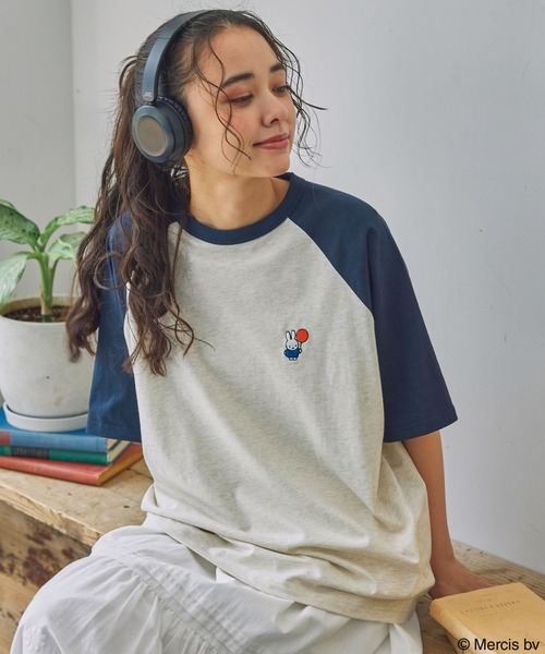 Miffy（ ミッフィー）の「【miffy】別注 ミッフィー & フレンズ アソート グラフィックプリント 半袖Tシャツ（Tシャツ/カットソー・レディース・ブラック系1/ネイビー系1/ネイビー系2/グレー系/ブラック系/ネイビー系・FREE）」の21枚目の写真