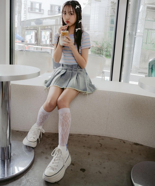 ANAP GｉRL（アナップガール）の「クラッシュ デニム プリーツ スカート【キッズお揃い】（スカート・キッズ・ブルー/ブラック/ブラウン・M/S/XS）」の7枚目の写真