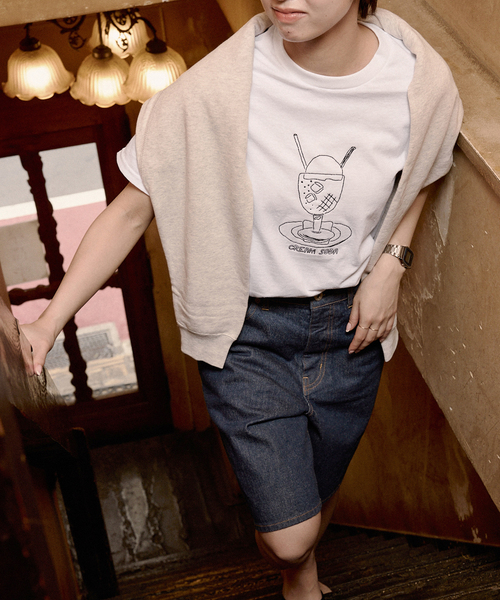 SLOBE citron.(スローブシトロン)の「《WEB限定》SLOBE citron.YURIAPEMUPERU Creamsoda TEE(Tシャツ/カットソー・レディース・ホワイト・FREE)」の4枚目の写真